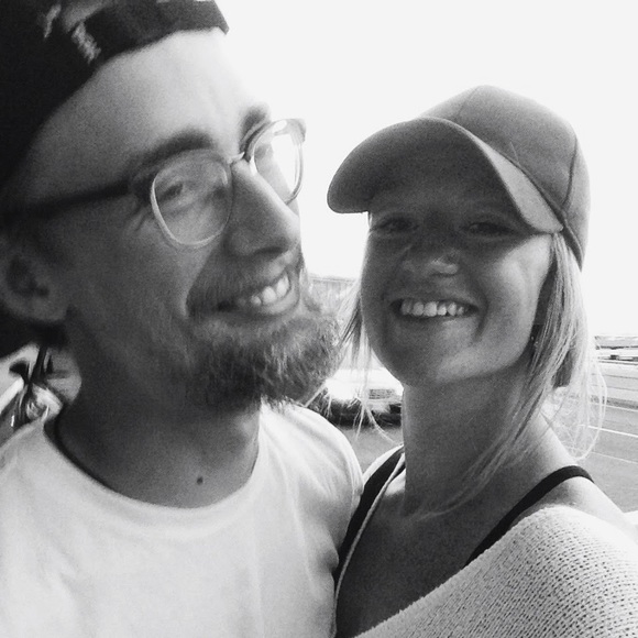 Meet your Posher, Ash - Picture 1 of 1